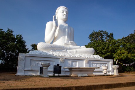 Buddha na Aradhana Gala u Mihintale