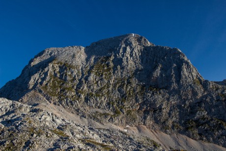 Náš cíl, kterým je vrchol Großer Hundstod vysoký 2.594 m, čímž je o pouhých 14 metrů nižší než Hochkalter.