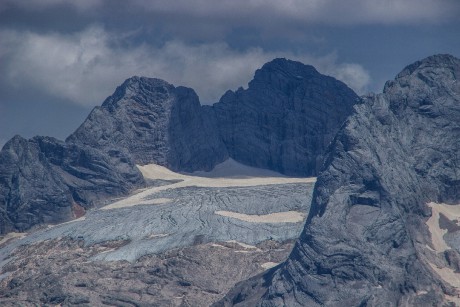 Gosauský ledovec na Dachsteinu.