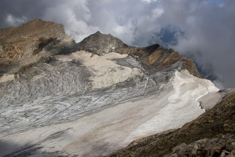 Vrchní část ledovce Weißkarferner.