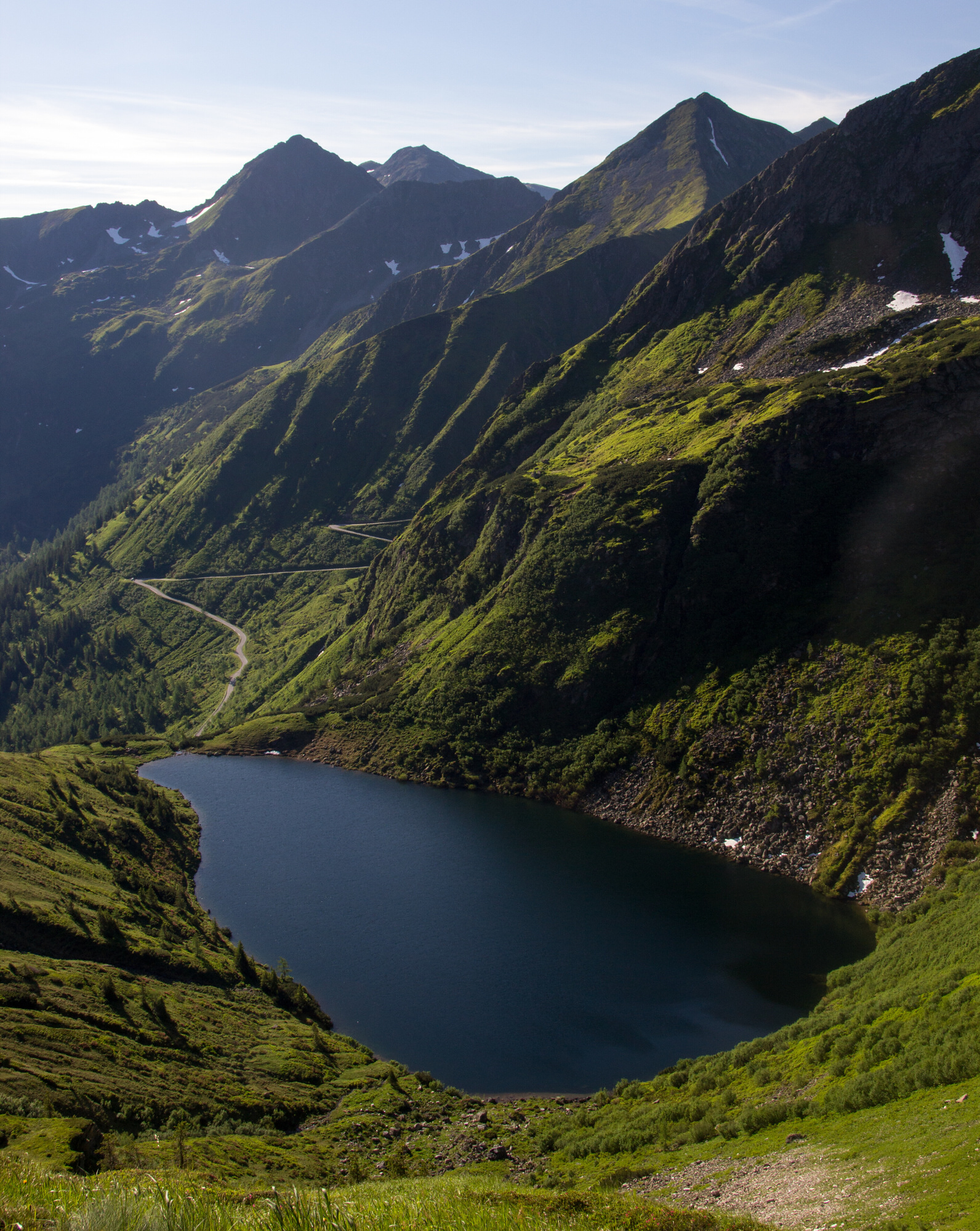 Pod námi je jezero Unterer Kaltenbachsee.