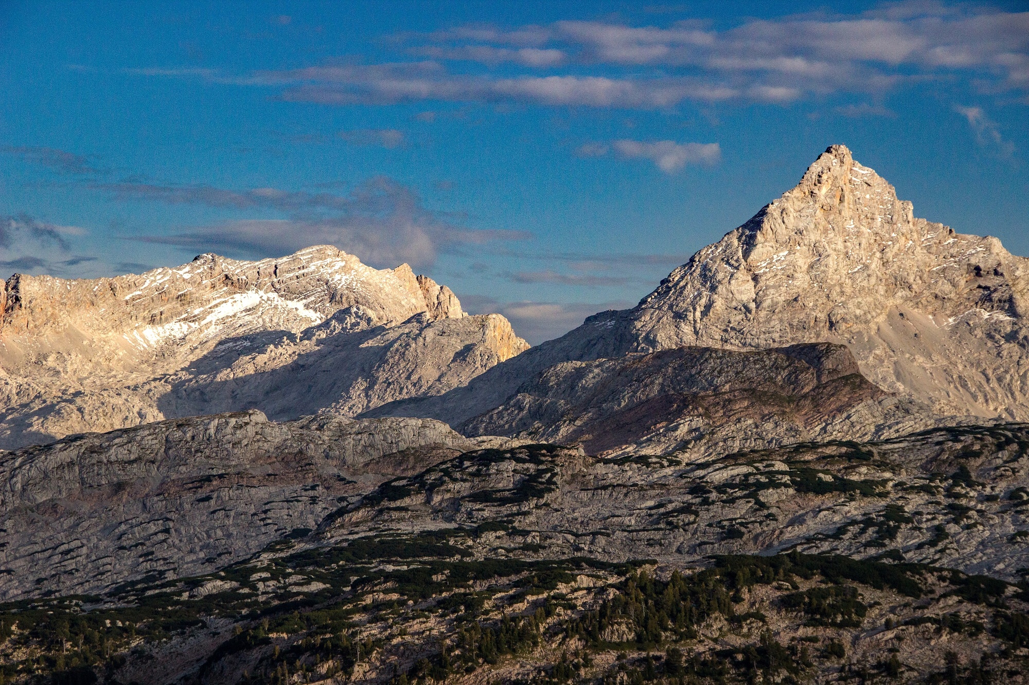 Hollermaißhorn vysoký 2.298 m ve  Steinernes Meer.