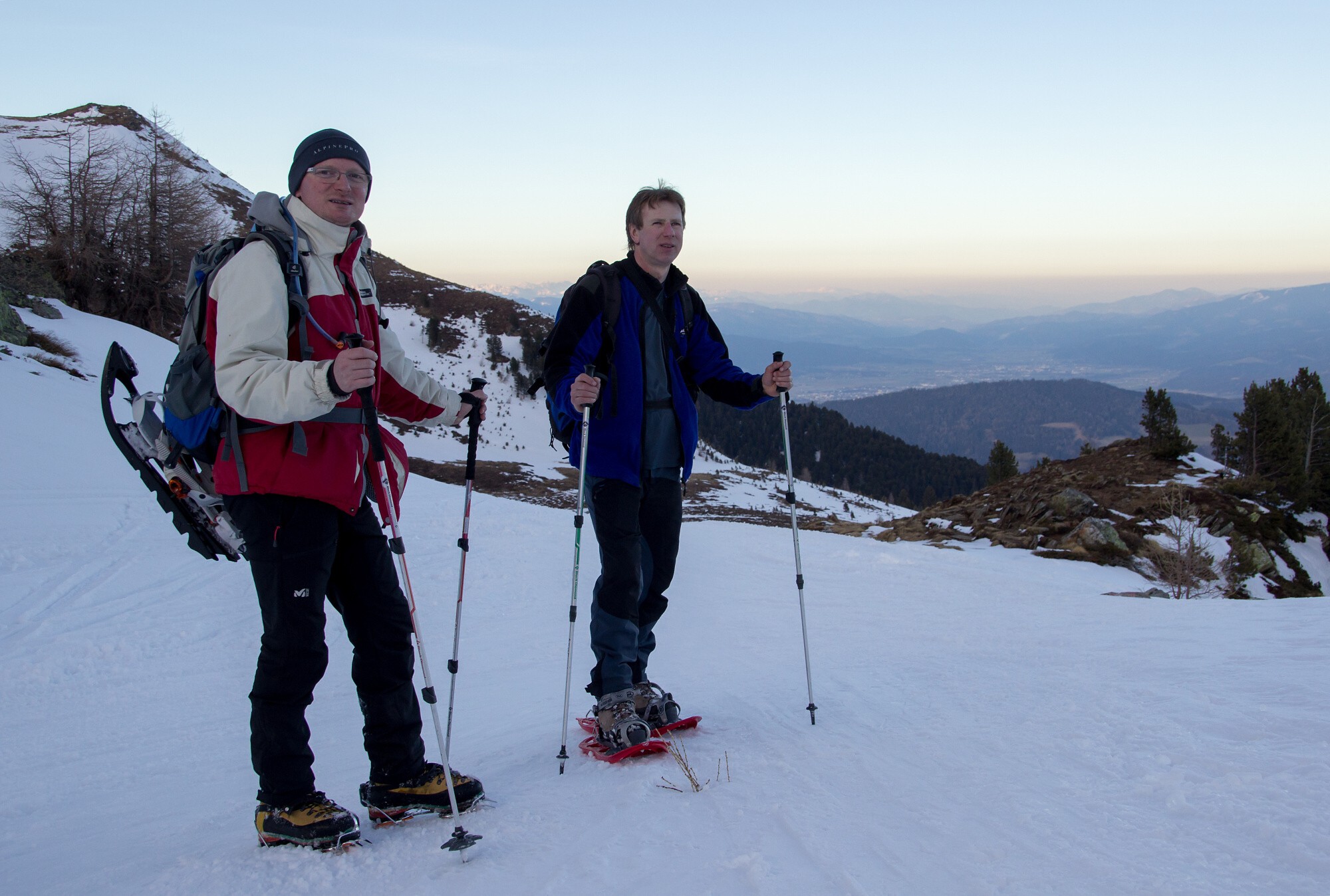 Končí vydařený den i procházka na Zirbitzkogel.