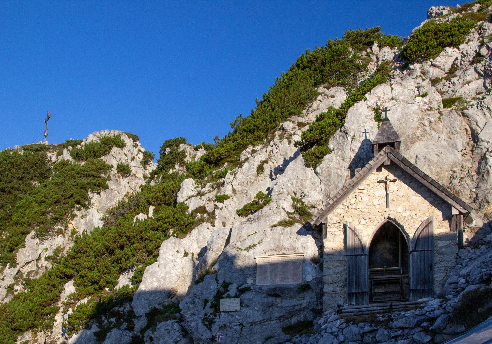 Staufenkapelle pod vrcholem.